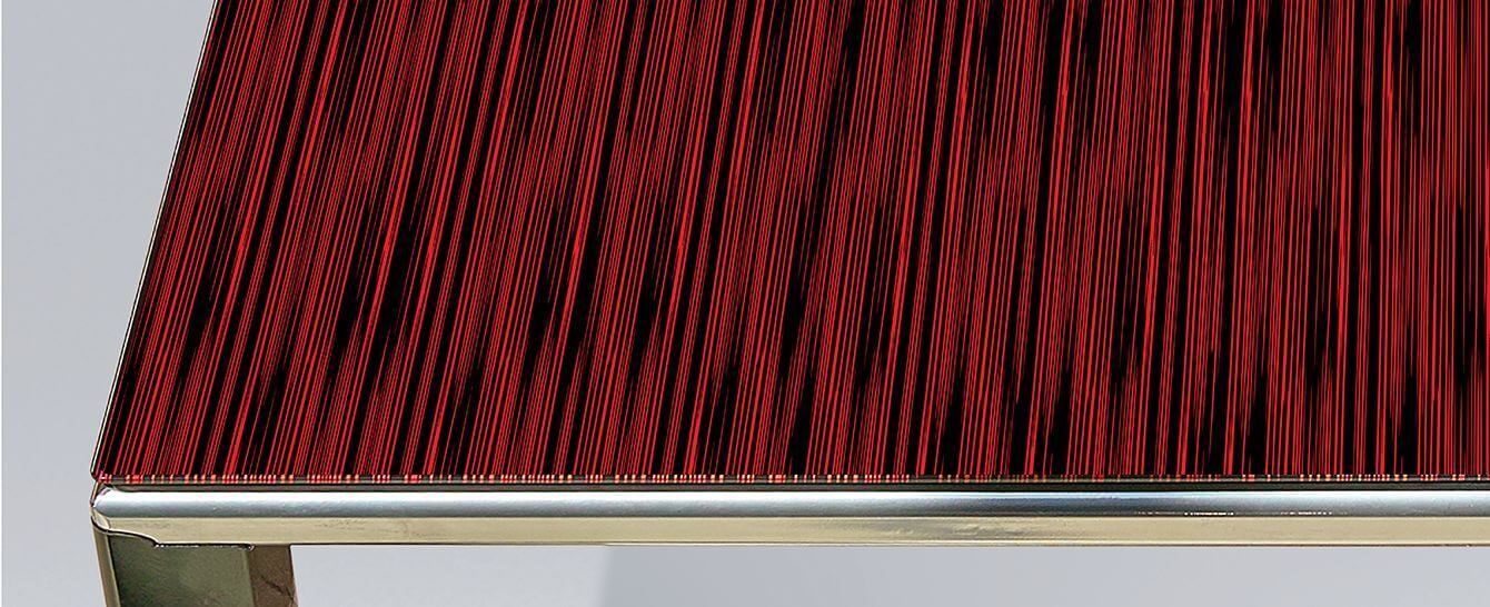 Glass dining top with black-red decor